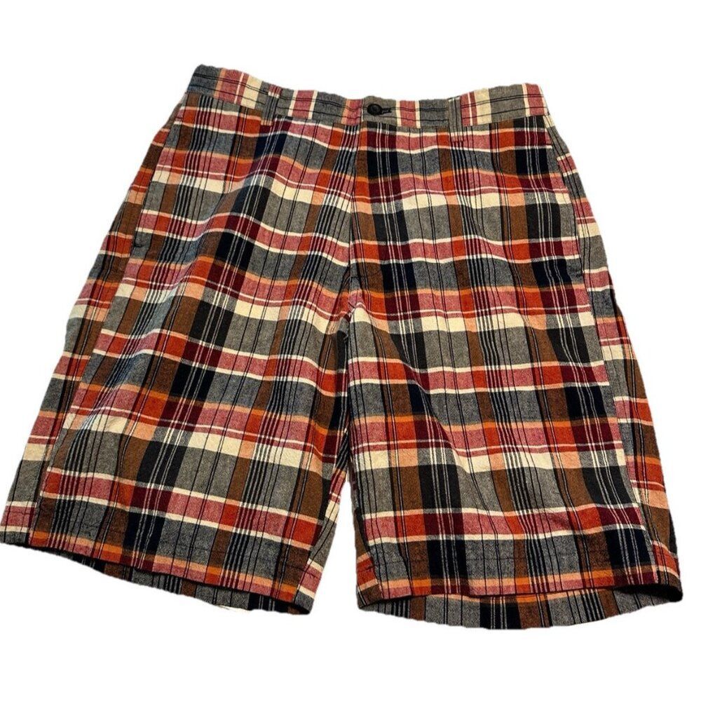 Chaps Chino Shorts Men's Size 32 Plaid Flat Front Pockets Cotton Casual Golf